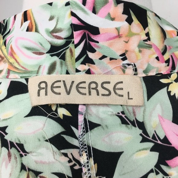 Reverse Floral Cardigan with Wide Sleeves and Poms - Picture 3 of 7